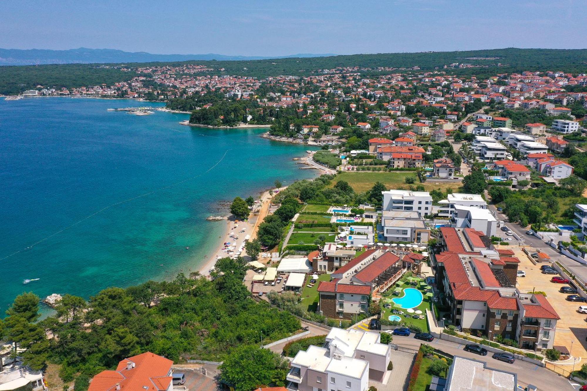 Blue Waves Resort Malinska Exterior foto